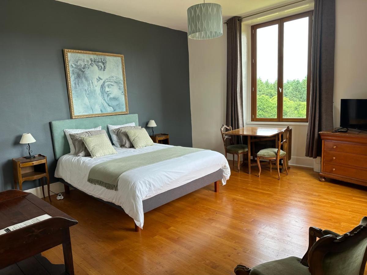 Domaine Les Ourgeaux Hotel Pageas ภายนอก รูปภาพ